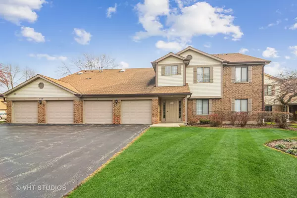 4141 N Pheasant Trail CT #1, Arlington Heights, IL 60004