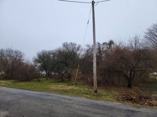 000 Marshall ST E, Bement, IL 61813