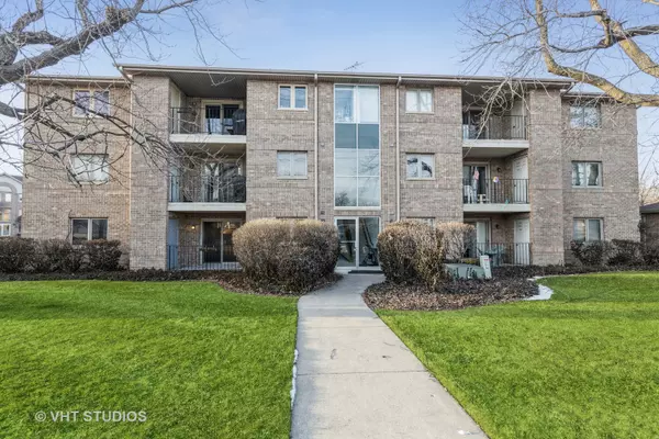 10288 Southwest HWY #1D, Chicago Ridge, IL 60415