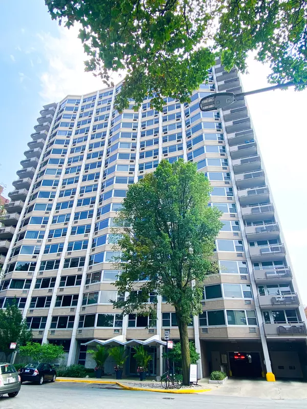 555 W Cornelia AVE #1607, Chicago, IL 60657