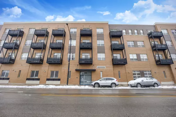 2915 N CLYBOURN AVE #205, Chicago, IL 60618