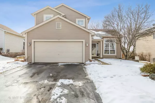 424 Thunder Ridge, Lake In The Hills, IL 60156