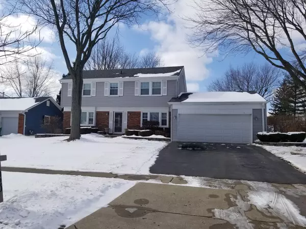 1020 Alden LN, Buffalo Grove, IL 60089