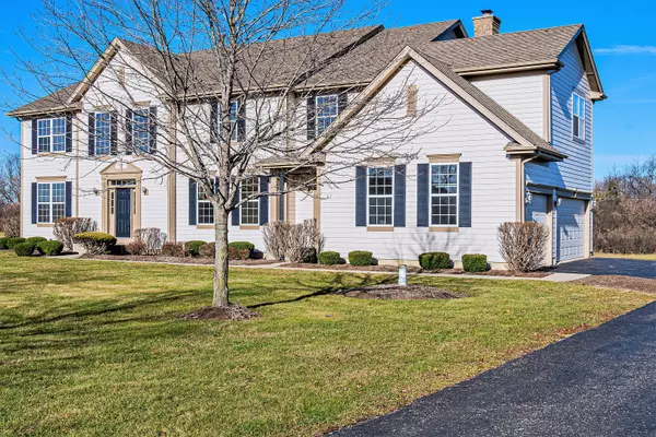 704 Goodman CT, Barrington Hills, IL 60010