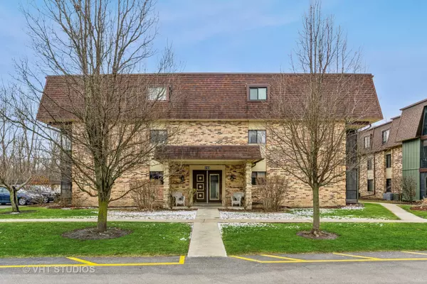 9168 South RD #D, Palos Hills, IL 60465