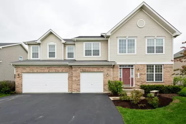 Bartlett, IL 60103,1905 Blue Heron CIR