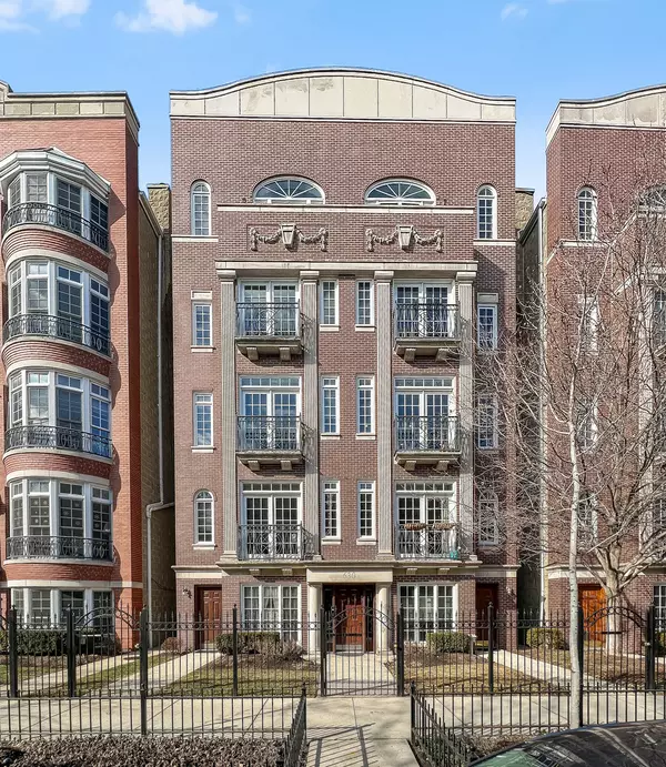 630 W Wrightwood AVE #2E, Chicago, IL 60614