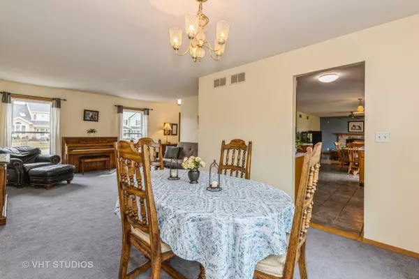 Beach Park, IL 60099,1110 Bob Ofarrell LN