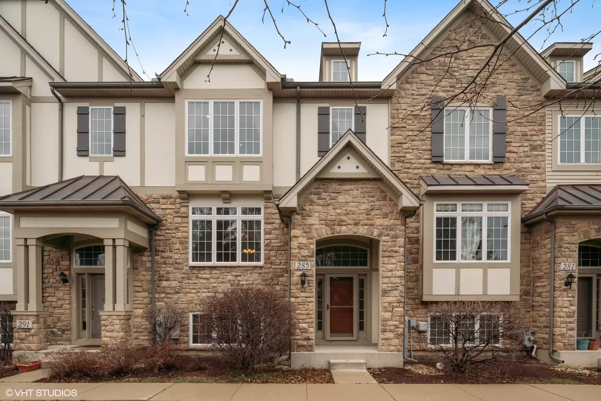 Carol Stream, IL 60188,285 Fitzgerald CIR