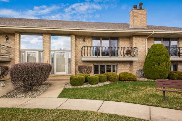 17752 New Jersey CT #143, Orland Park, IL 60467