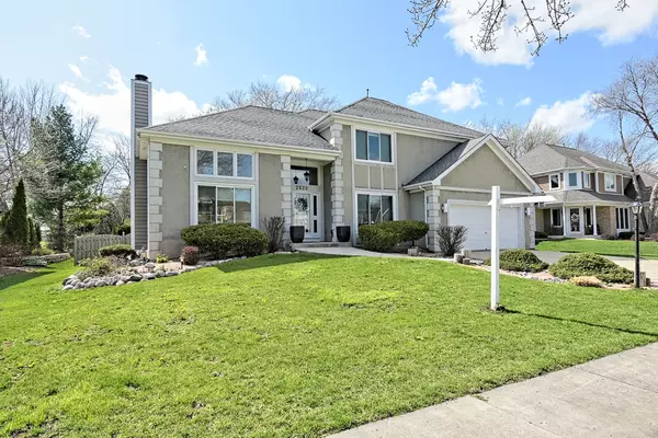 2620 Sandpiper TRL, West Chicago, IL 60185