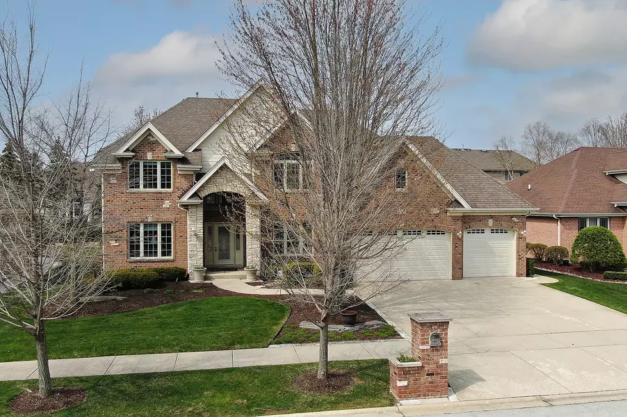 10450 Deer Chase AVE, Orland Park, IL 60467