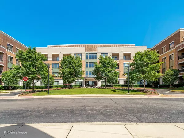 1000 Village Center DR #314, Burr Ridge, IL 60527