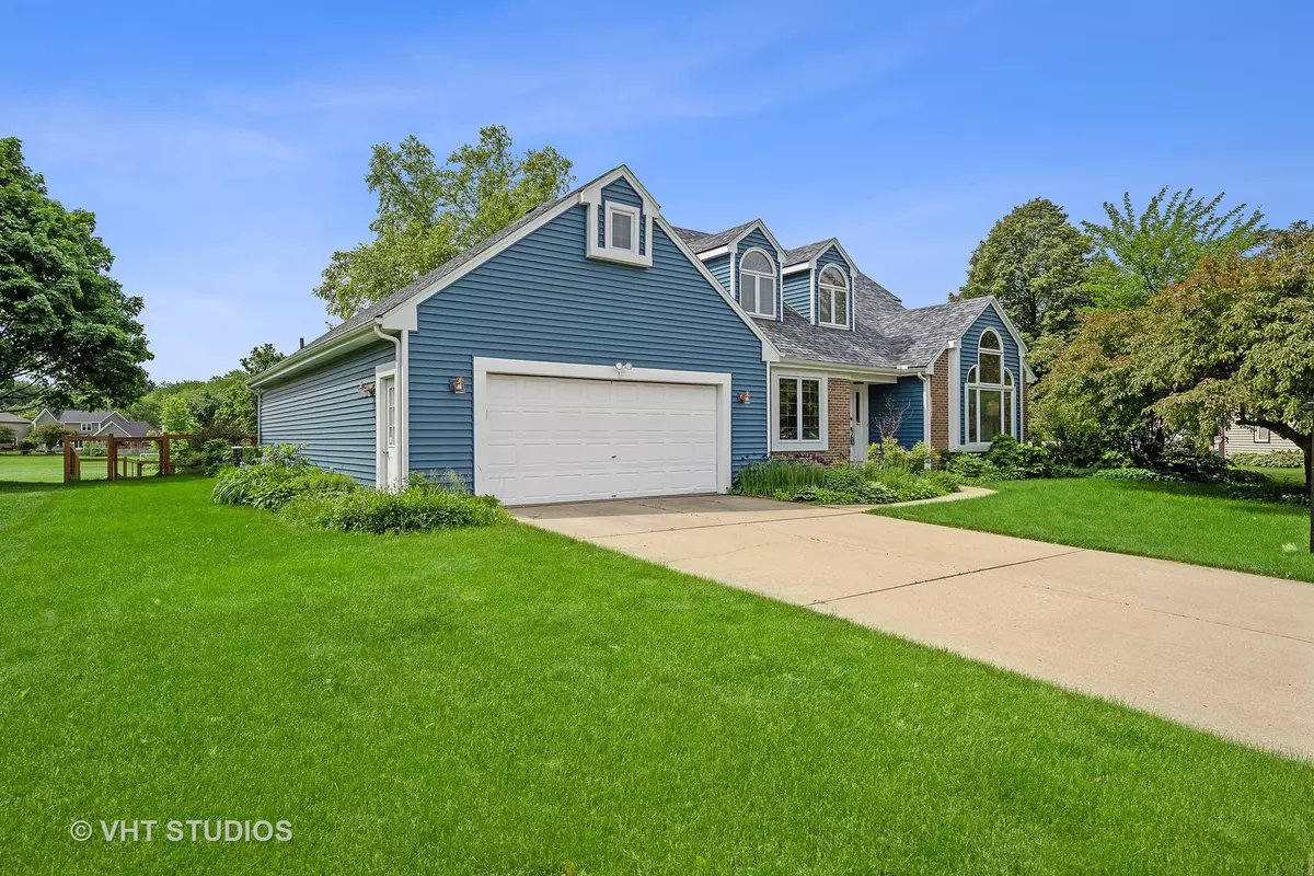 Oswego, IL 60543,24 Longford CT