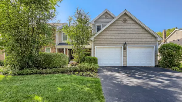 308 Stock Port LN, Schaumburg, IL 60193