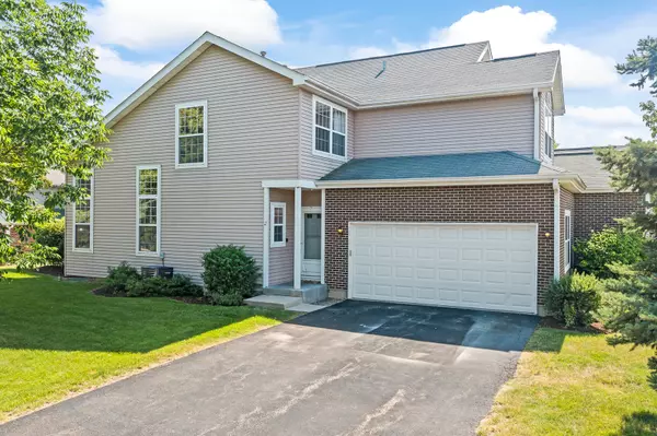 2 Steven CT, Algonquin, IL 60102