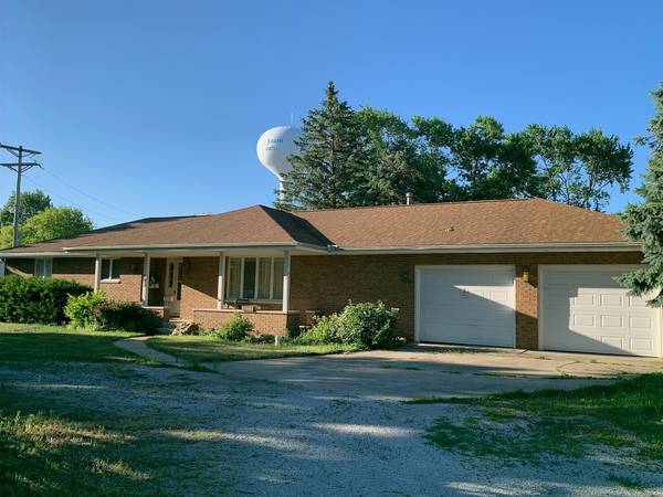 105 W Warren ST, St. Joseph, IL 61873