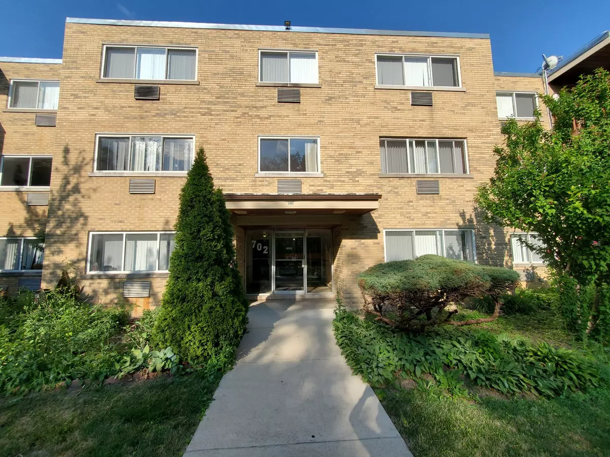 Mount Prospect, IL 60056,702 Dempster ST #104