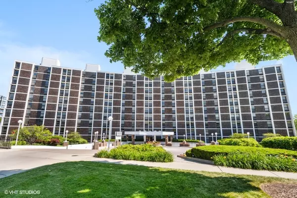 Wilmette, IL 60091,1500 Sheridan RD #1A