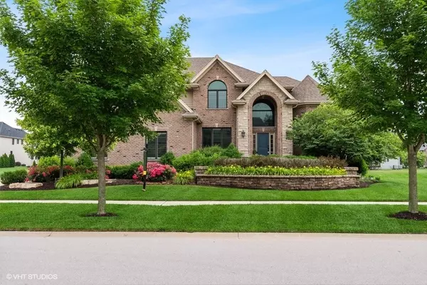 Naperville, IL 60564,1928 Saddle Farm LN