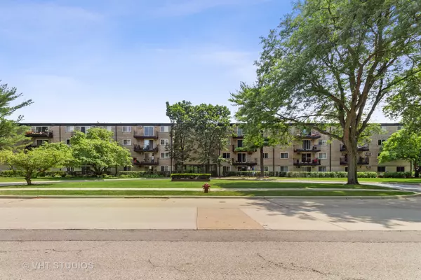 2315 E Olive ST #4H, Arlington Heights, IL 60004