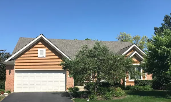 6 Olympic CT, Lake In The Hills, IL 60156