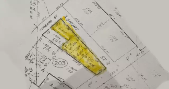 1 N Hubbard ST, Algonquin, IL 60102