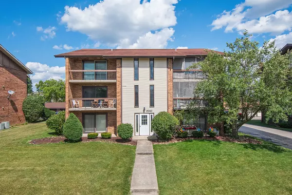 15343 Treetop DR #3A, Orland Park, IL 60462