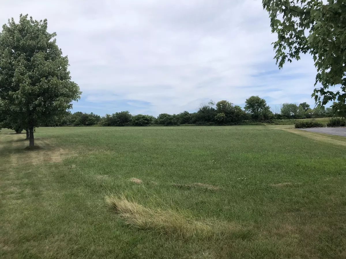 Wadsworth, IL 60083,40417 N Belle Foret DR