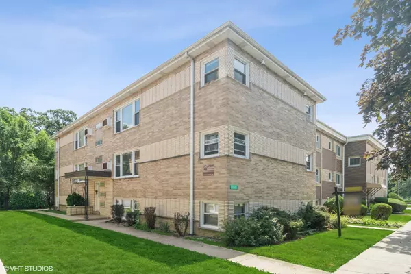 2245 Desplaines AVE #A, North Riverside, IL 60546