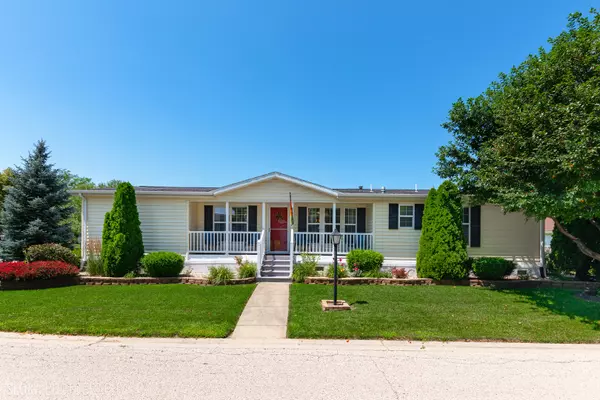 880 Cayuga TRL, Marengo, IL 60152