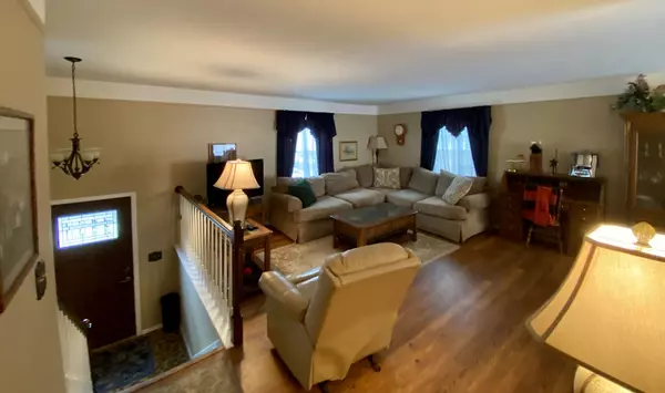 Montgomery, IL 60538,28 Ridgefield RD