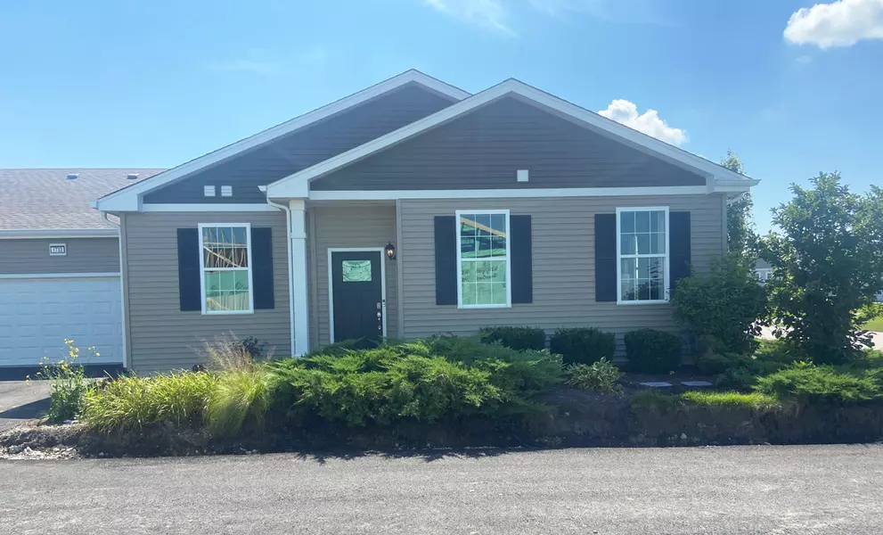 1732 Southern CIR, Pingree Grove, IL 60140