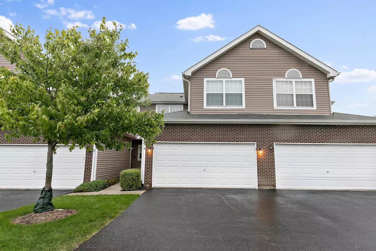 Algonquin, IL 60102,4 Grandview CT