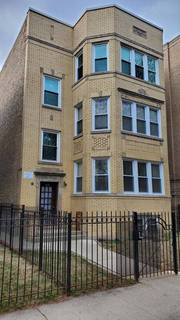 Chicago, IL 60659,6110 N Washtenaw AVE