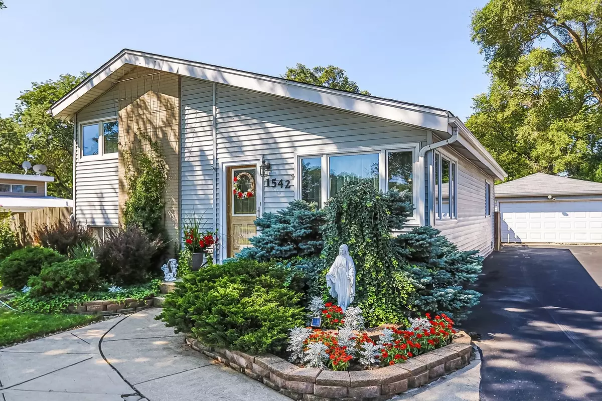 Glendale Heights, IL 60139,1542 Glen Ellyn RD