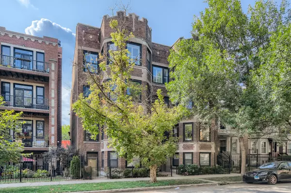 4910 N Winthrop AVE #4, Chicago, IL 60640