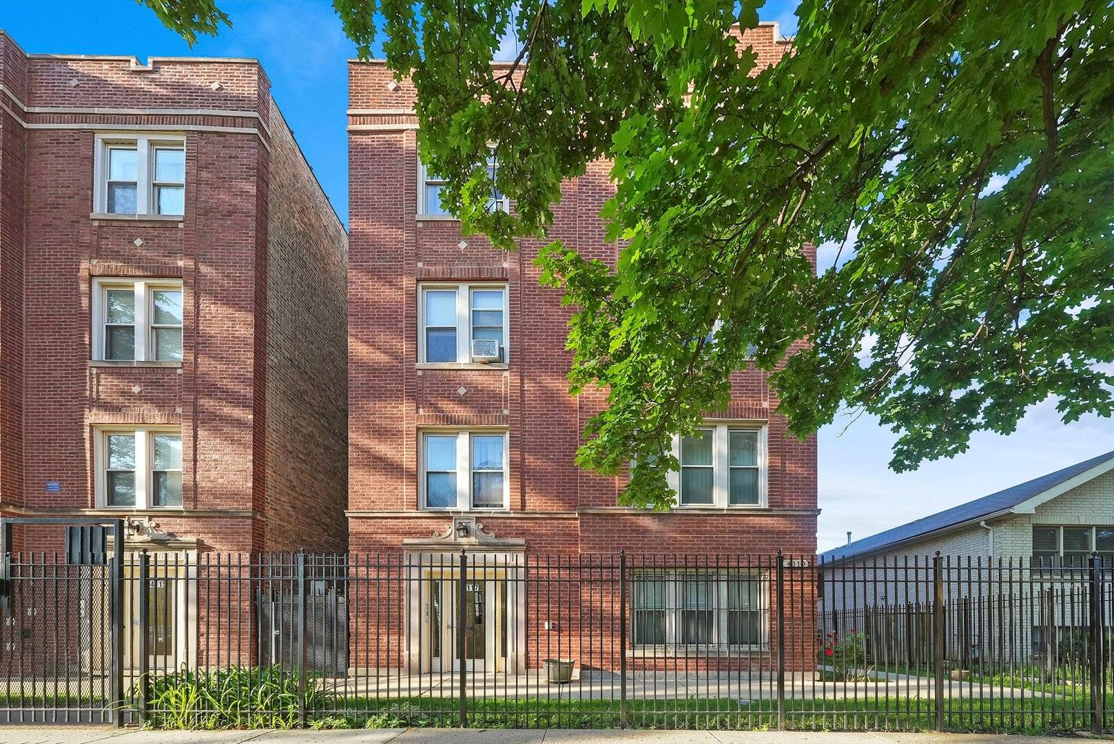 4117 W KAMERLING AVE #3A, Chicago, IL 60651