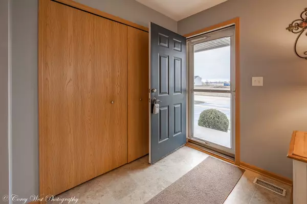 Waterman, IL 60556,807 Kennedy ST