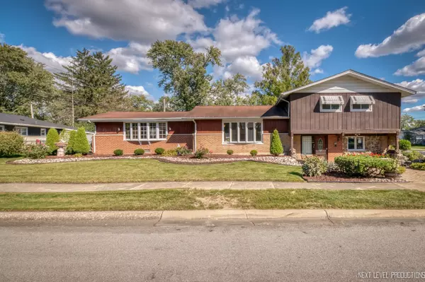 5432 Vine ST, Oak Forest, IL 60452