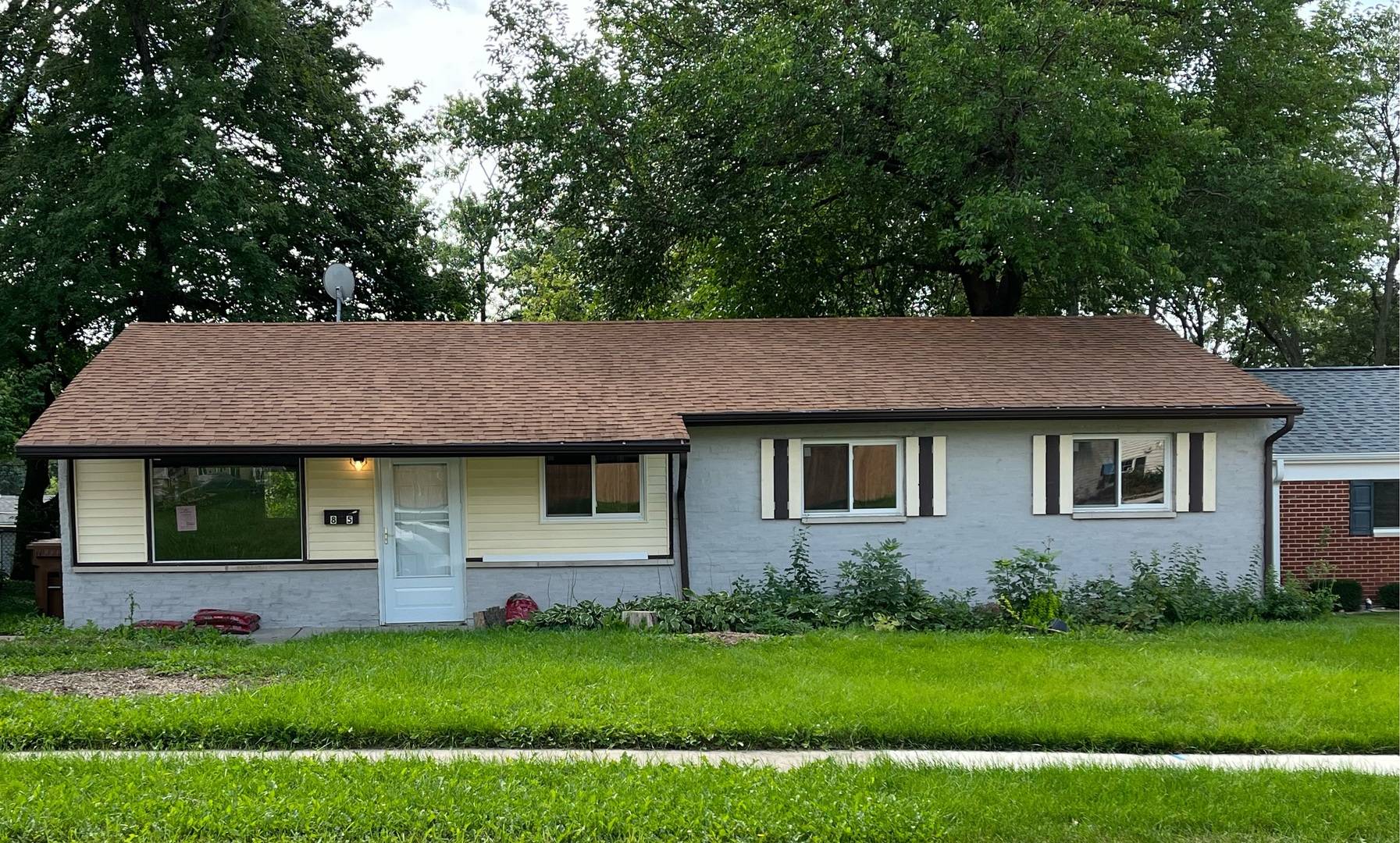 85 Glen Hill DR, Glendale Heights, IL 60139