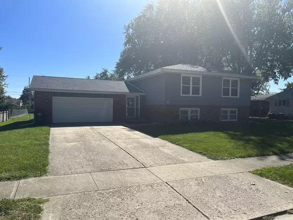 Normal, IL 61761,15 Linda LN