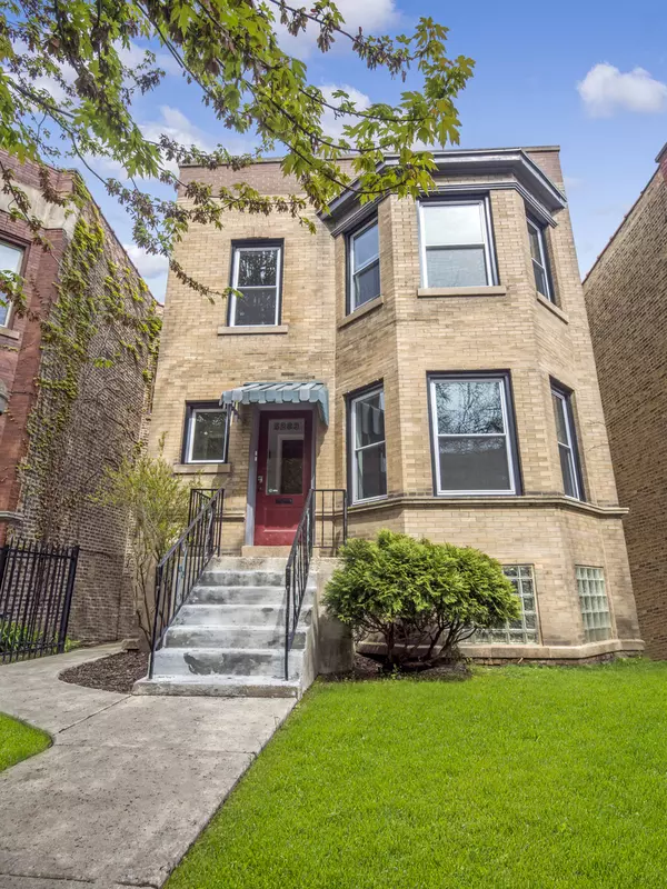 Chicago, IL 60640,5203 N Winthrop AVE