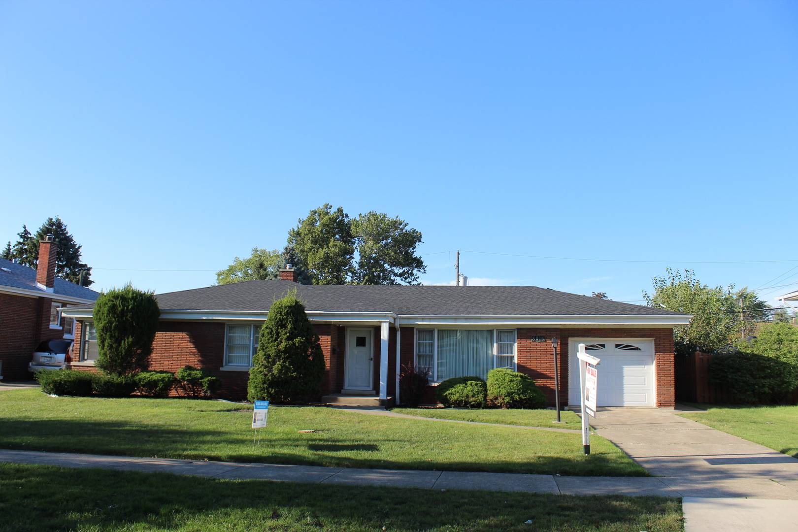 8016 44th CT, Lyons, IL 60534