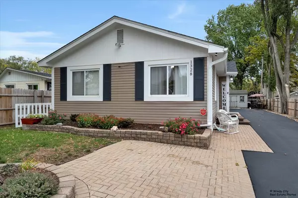 Montgomery, IL 60538,1328 S Union ST