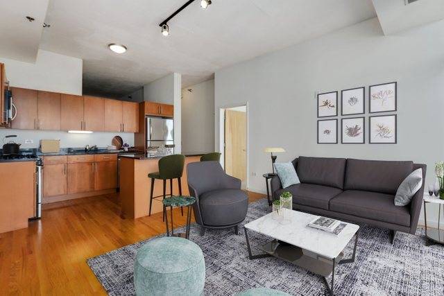 Chicago, IL 60616,1620 S Michigan AVE #1022