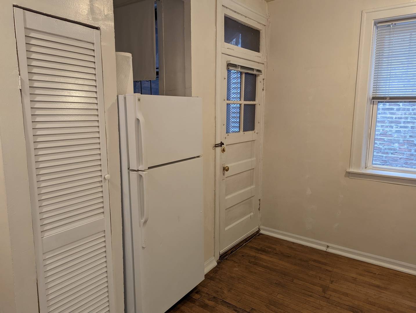 Chicago, IL 60659,6140 N Rockwell ST