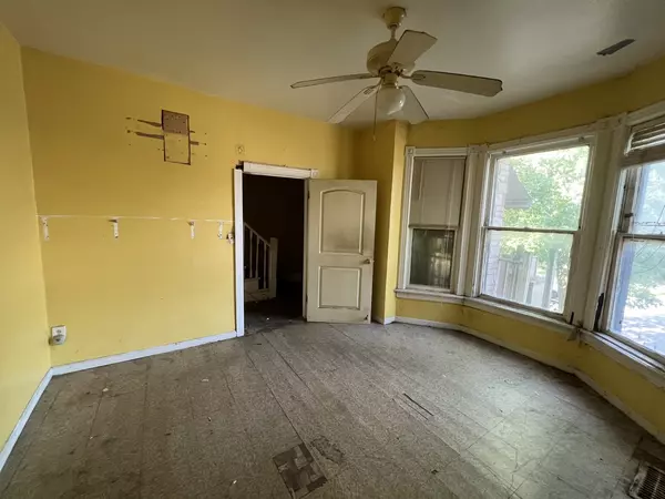 Chicago, IL 60619,7345 S Kimbark AVE