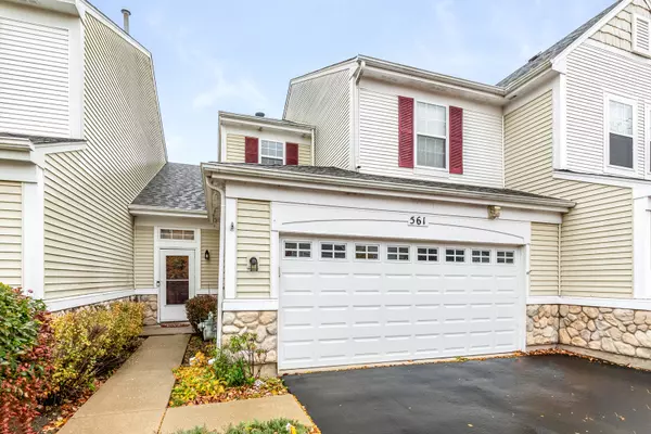 561 Pinebrook DR, Bolingbrook, IL 60490