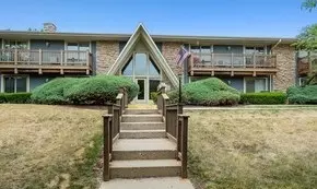 300 Opatrny DR #130, Fox River Grove, IL 60021